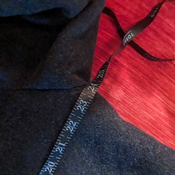 Vintage Halston Red Label charcoal grey wool coat with black velvet trim - 12 - Picture 7 of 8